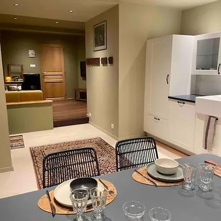 Du Trefle Apartamento *